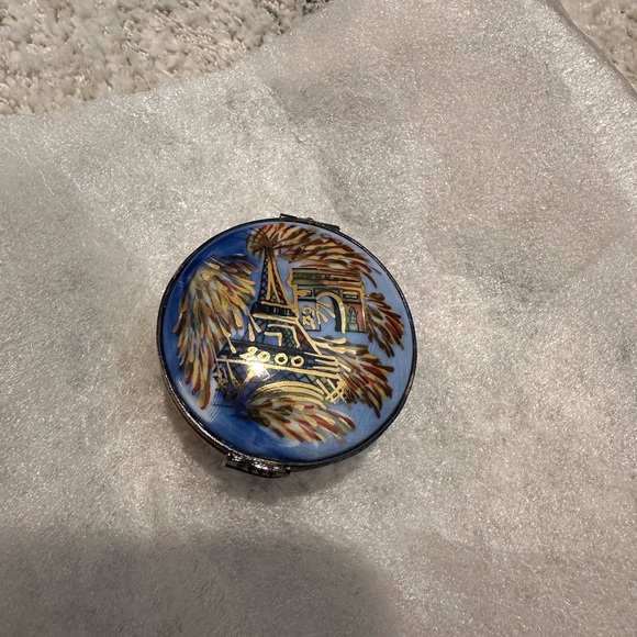 Limoges Year 2000 Blue and Gold Decorative Trinket Box - Picture 2 of 5